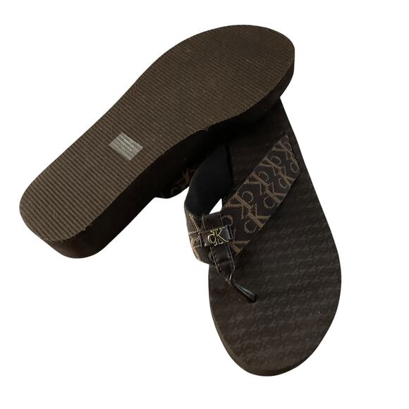 Calvin Klein Platform Flip Flop Shoes Womens Size 8M Brown Monogram CK Sandals - Picture 7 of 8
